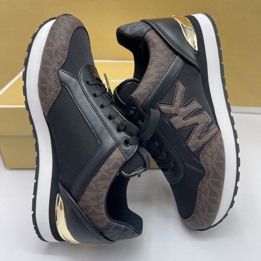 Michael Kors MADDY TRAINER MK SIG SM/MK PATCH
49F1MAFS1B Athletic Sneakers
Brown - Picture 11 of 16